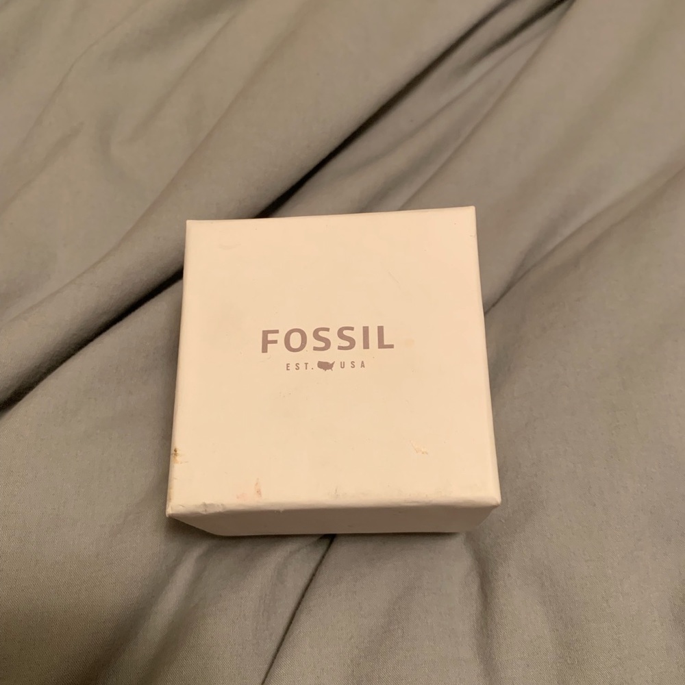 Fossil Watch - Picture 3 of 3